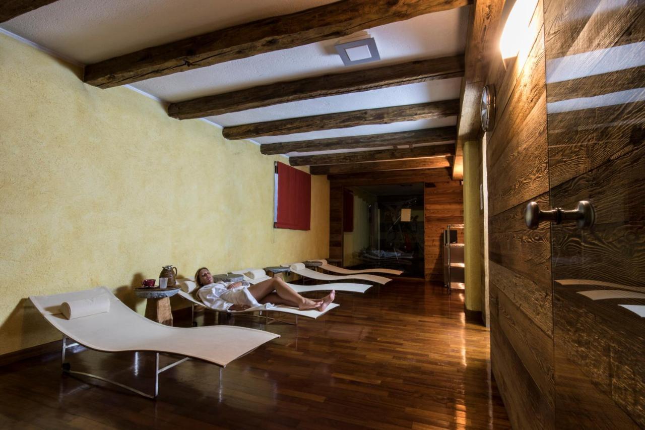 Hotel Walser Courmayeur Ngoại thất bức ảnh