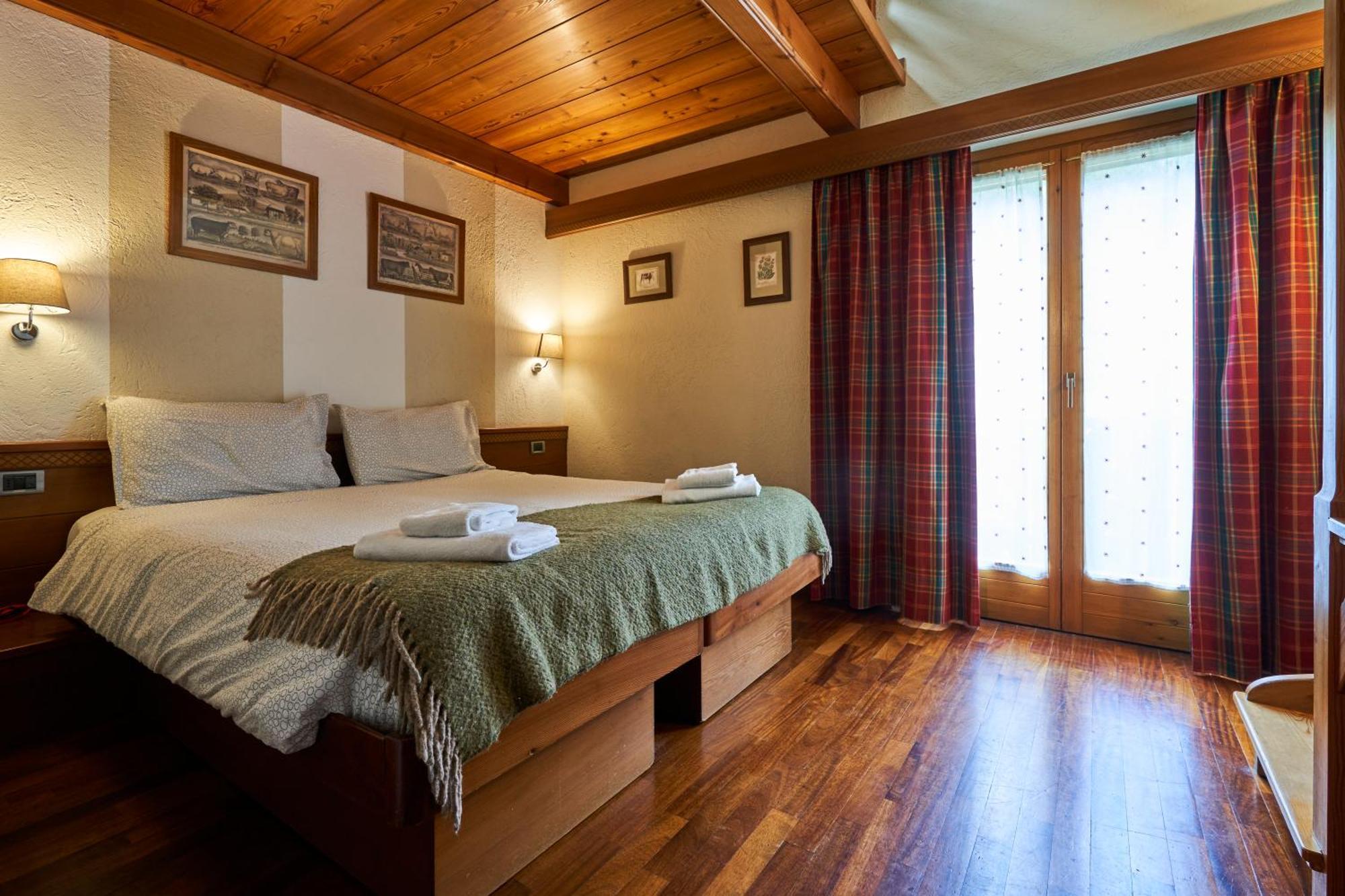 Hotel Walser Courmayeur Ngoại thất bức ảnh