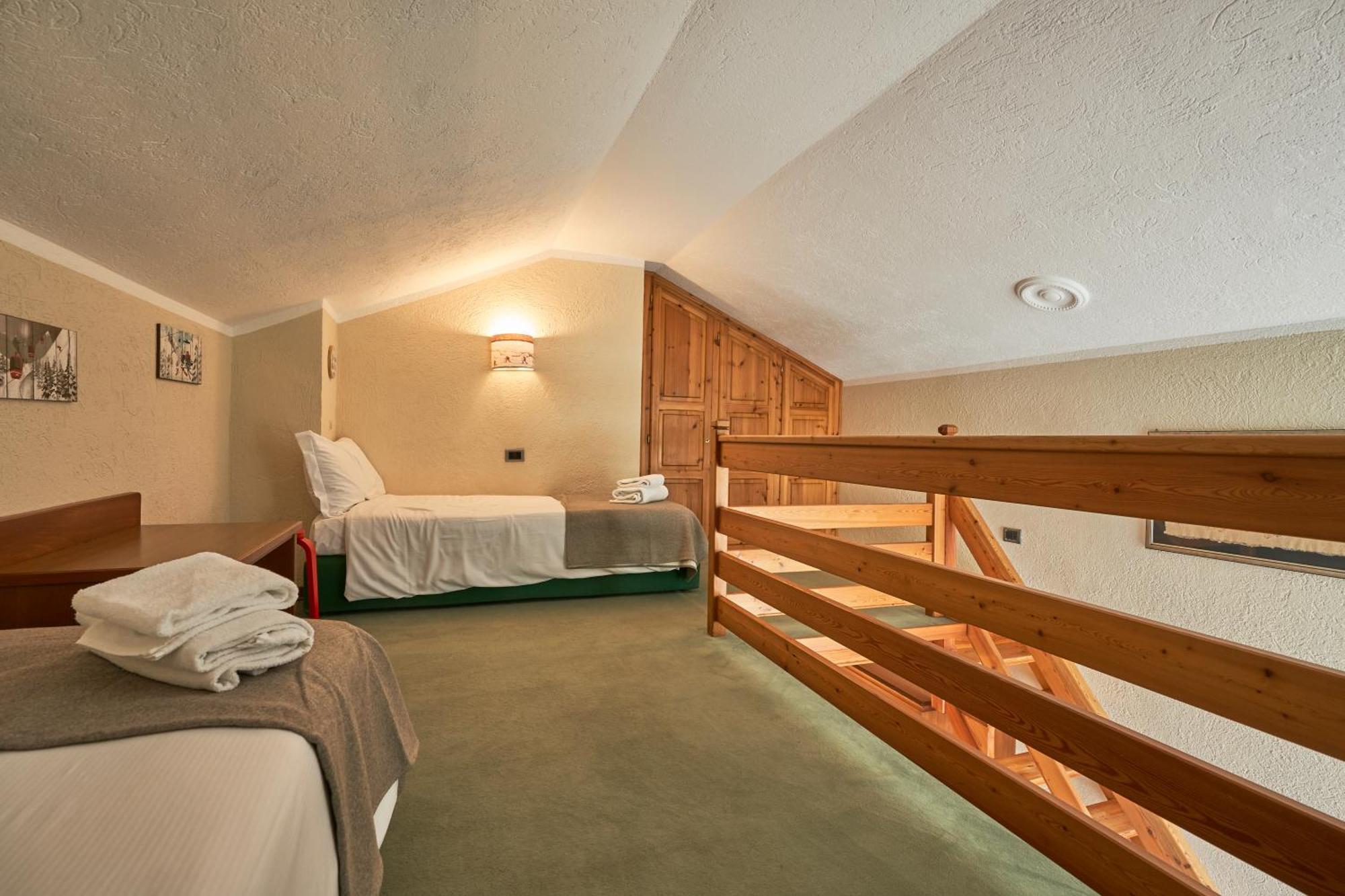 Hotel Walser Courmayeur Ngoại thất bức ảnh