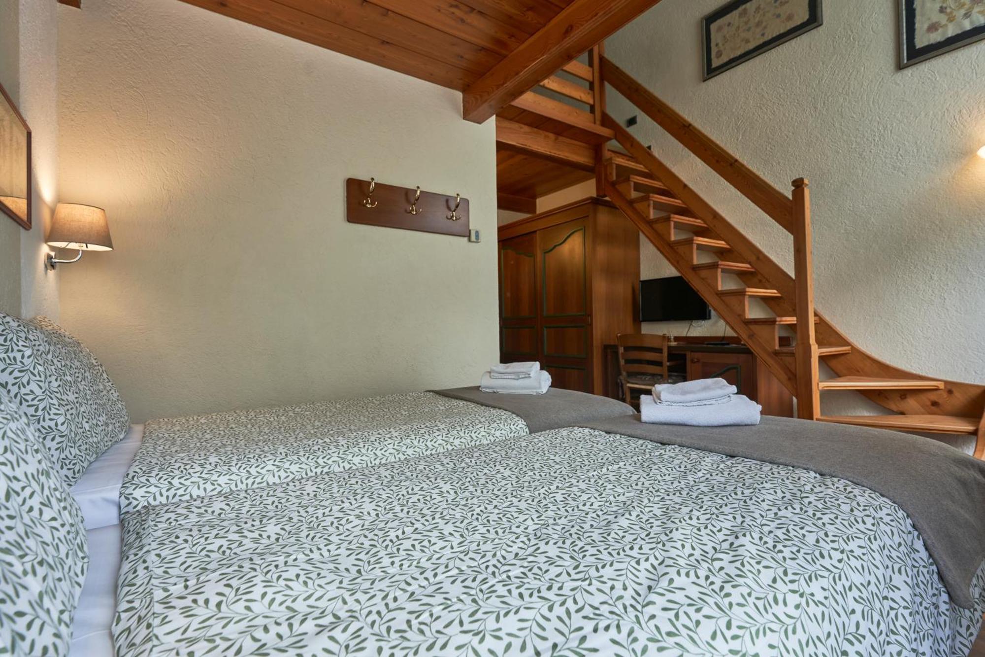 Hotel Walser Courmayeur Ngoại thất bức ảnh