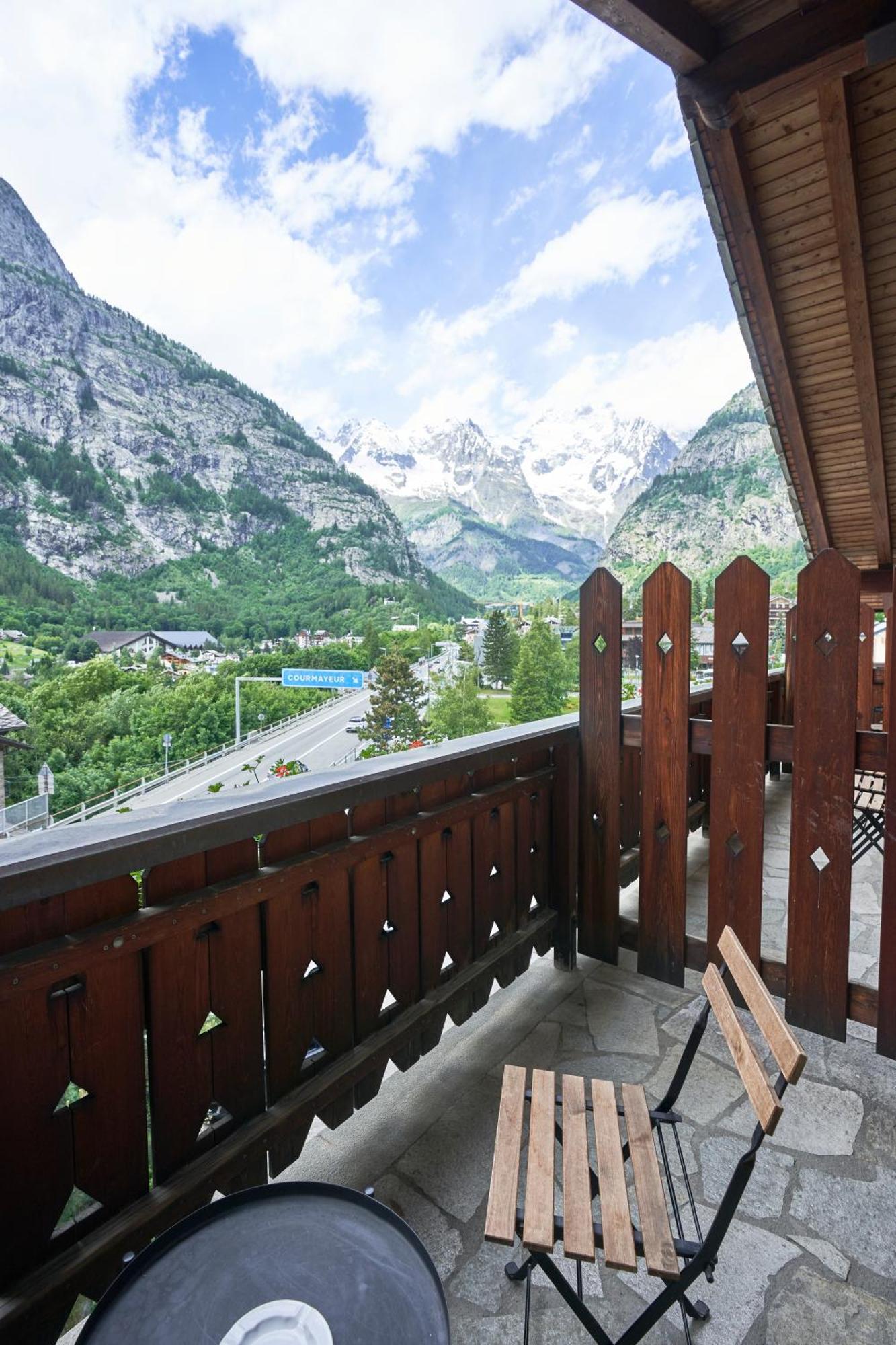 Hotel Walser Courmayeur Ngoại thất bức ảnh